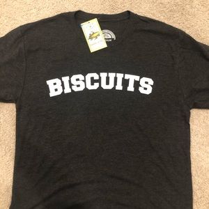 BISCUITS & GRAVY NWT t shirt